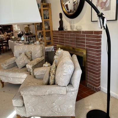 MID MODERN LAMP