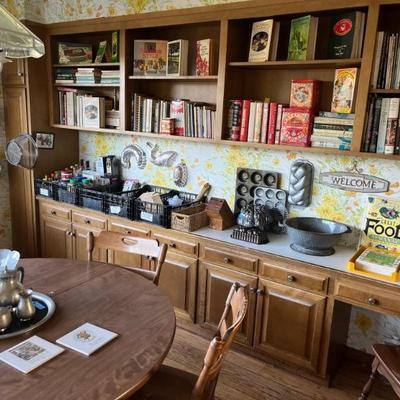 COLLECTIONOF COOKBOOKS