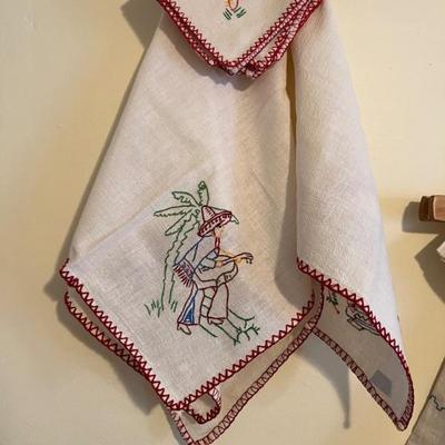 EMBROIDERED NAPKINS
