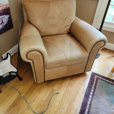 natural leather nail head trim arm chair