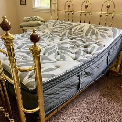 King  sized electric bed 
PERFECT 