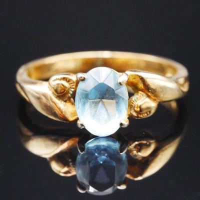 Vintage 18k Gold Plated Ladies Ring with Faceted Oval Aquamarine Stone