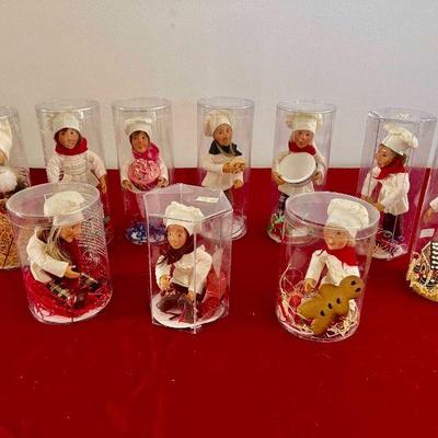 Lot 024-ER: Kindles Christmas Ornaments