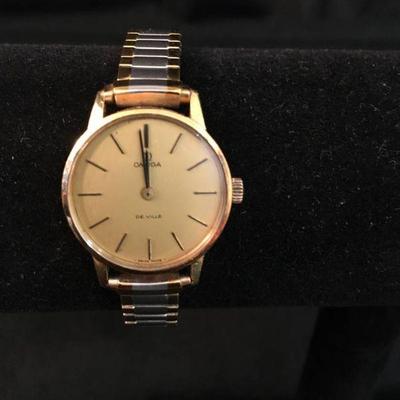 Lot 083-KH: Women’s 18K Omega De Ville Wristwatch