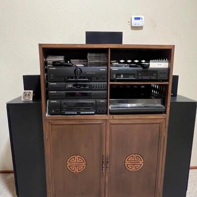 Pioneer Audio RX-570 Full Automatic StereoTurntable And Speakers -CS~R580 , all works , remotes and manuals 