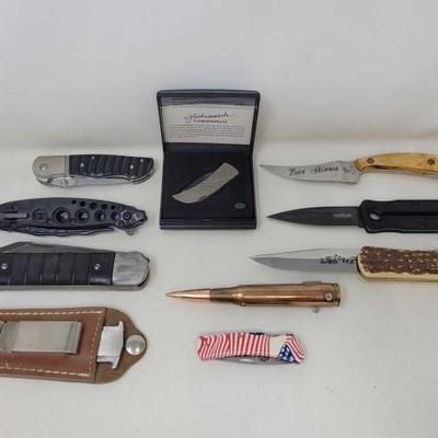 #2052 • (11) Knifes And Sheaths
