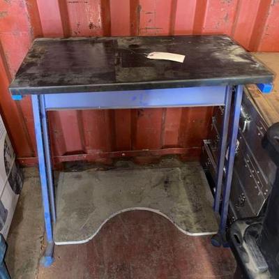 #6234 • Rolling Desk
