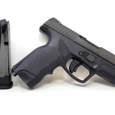 #712 • Steyer M40-A1 .40 S&W Semi-Auto Pistol
