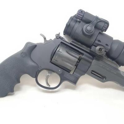 #826 • Smith & Wesson Performance Center 327 .357mag Single Action Revolver
