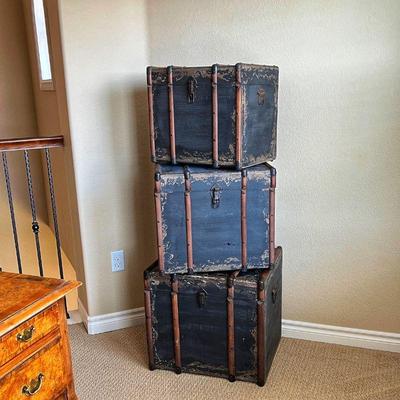 Set of 3 Large Decorative Stackable Storage Trunks