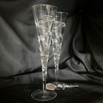  Elegant Crystal Champagne Flutes & Glass Stopper Set
