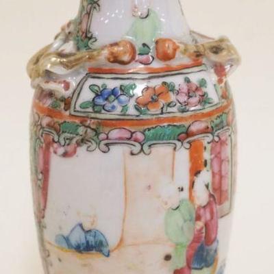 1030	SMALL ROSE CANTON VASE, APPROXIMATELY 6 1/4 IN HIGH
