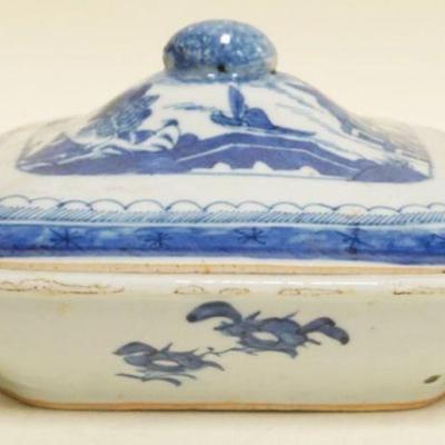 1126	CHINESE CANTON SQUARE COVERED BOWL, APPROXIMATELY 8 IN X 9 IN X 5 IN
