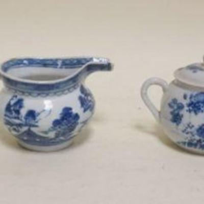 1139	CHINESE CANTON PORCELAIN GROUP OF 4 CREAMERS AND SUGARS, LARGEST APPROXIMATELY 3 IN
