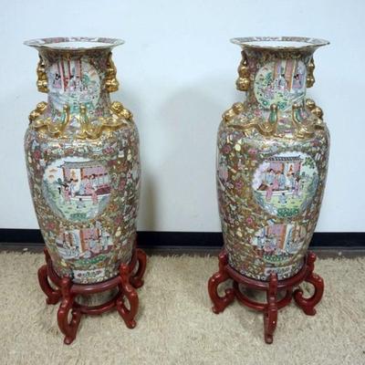 1213	PAIR OF CHINESE PORCELAIN FLOOR URNS ON STANDS WITH CHARACTER MARKS ON BASE, EACH APPROXIMATELY 36 IN H WITHOUT STANDS

