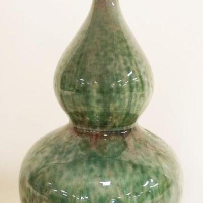 1039	ASIAN PORCELAIN DOUBLE GOURD VASE, CHARACTER MARKS ON BOTTOM, APPROXIMATELY 11 IN HIGH
