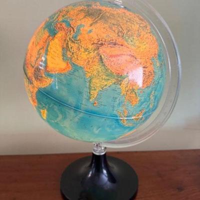Vintage Illuminated Rotatable World Globe w/ Stand