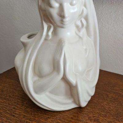 Haeger- Madonna Planter