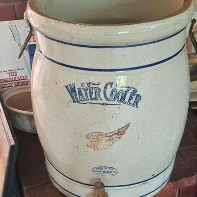 10 Gallon Red Wing Water Cooler  w/ Spigot- No Lid