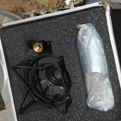 AKG Condenser Mic