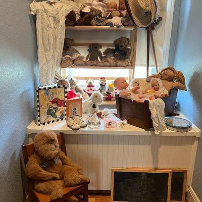 Vintage stuffed animals, toys and dolls