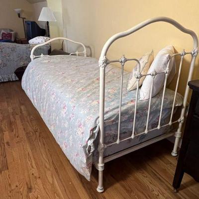 Antique Daybed with Mattress/Boxspring - $85