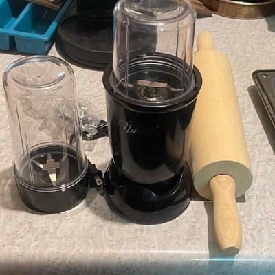 Misc. kitchen supplies (blender tested)