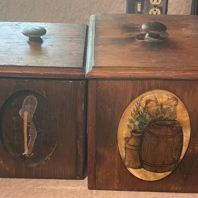 Kitchen storage container