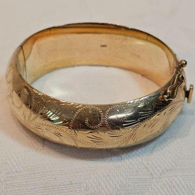 https://www.auctionninja.com/stress-free-estate-services-llc/sales/details/fine-gold-silver-and-costume-native-american-jewelry-coins-pap...