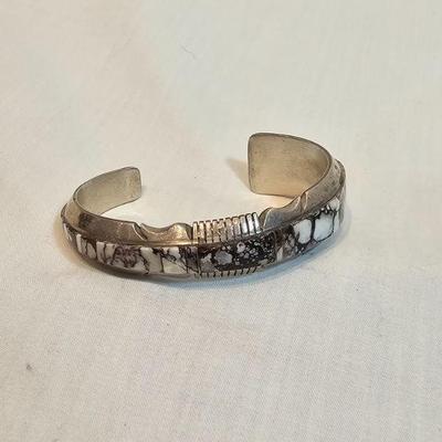 https://www.auctionninja.com/stress-free-estate-services-llc/sales/details/fine-gold-silver-and-costume-native-american-jewelry-coins-pap...