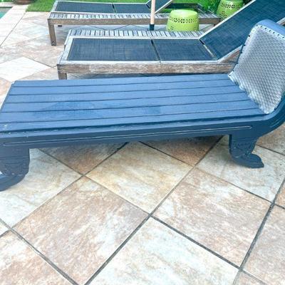 Vintage Wooden Chaise
