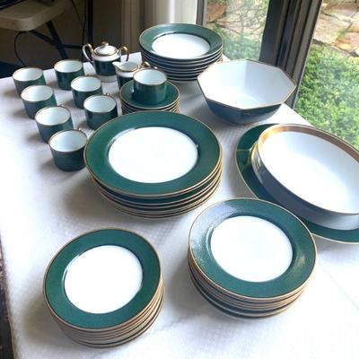Fitz and Floyd “ Shagreen” china dinnerware set