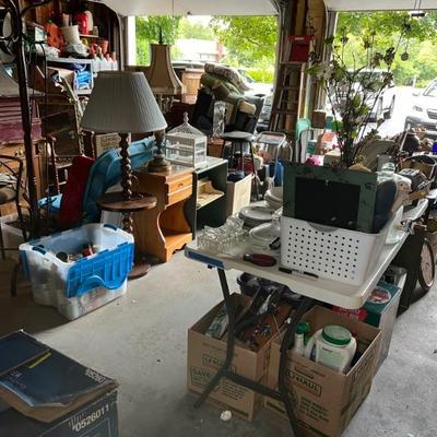 Estate sale photo