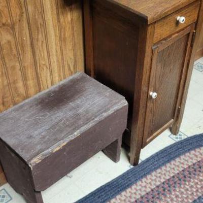 Small bench & sweet cabinet