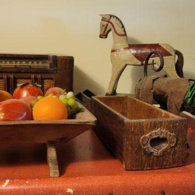 Prim decor, & vintage radio.         Note: drawer is now being used for stereo view cards & included in the price of those)