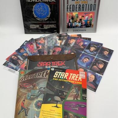 Star Trek Bundle - Lots to Look At!