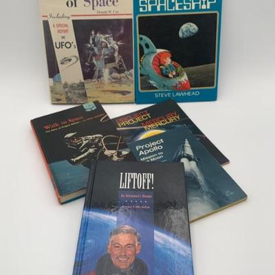 Young Folk's Book Bundle: Astronaut Signed: Mullane + 5 More Books