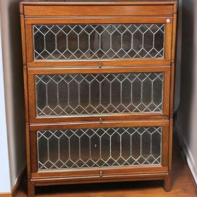 ARTS & CRAFTS BARRISTER BOOKCASE LEADED GLASS