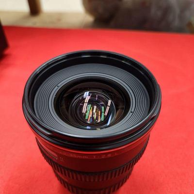 Canon 20-35mm f2.8 L Lens EF