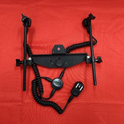 StroboFrame Dual Flash Bracket with Hot Shoes and Canon TTL Distributor