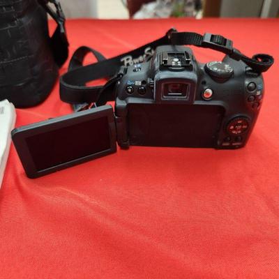 Canon Powershot SX1 IS Digital Camera with Carry Case & Manual
