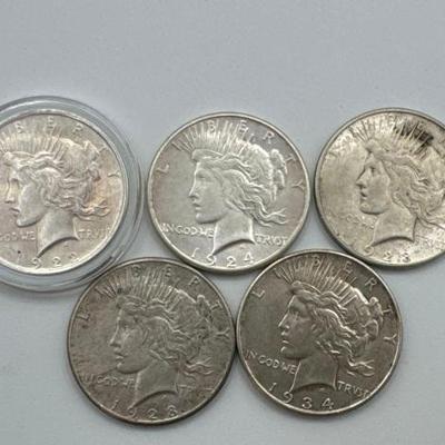 #490 • (5) 1922-1934 Silver Peace Dollars
