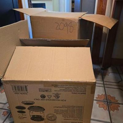 #2098 • Box of Kitchen Appliances
