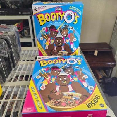 #2284 • 2 Cereal Boxs BootyOs WWE THE New Day
