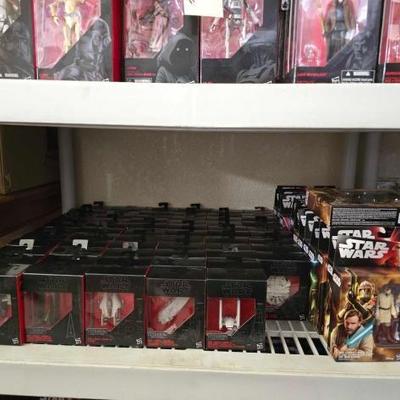 #2158 • 80 Star Wars Collectibles
