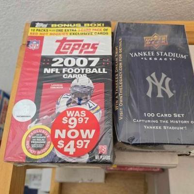 #2964 • Assorted MLB, NBA, and NFL Trading Cards
