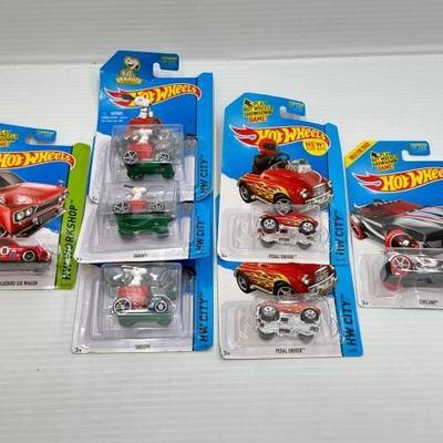 #954 • (7) Hot Wheels
