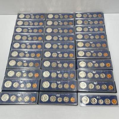 #760 • (30) 1966 United States Special Mint Sets
