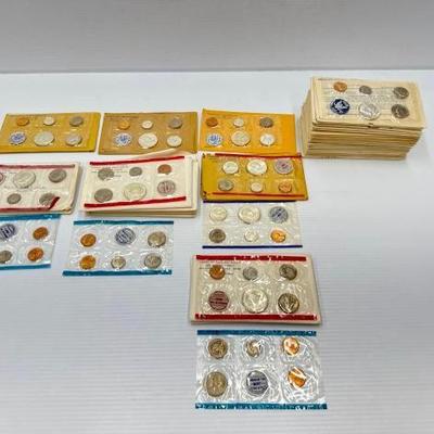#796 • (35) 1956-1970 U.S. Mint Sets
