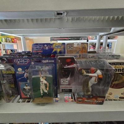 #2274 • Baseball Action Figures
